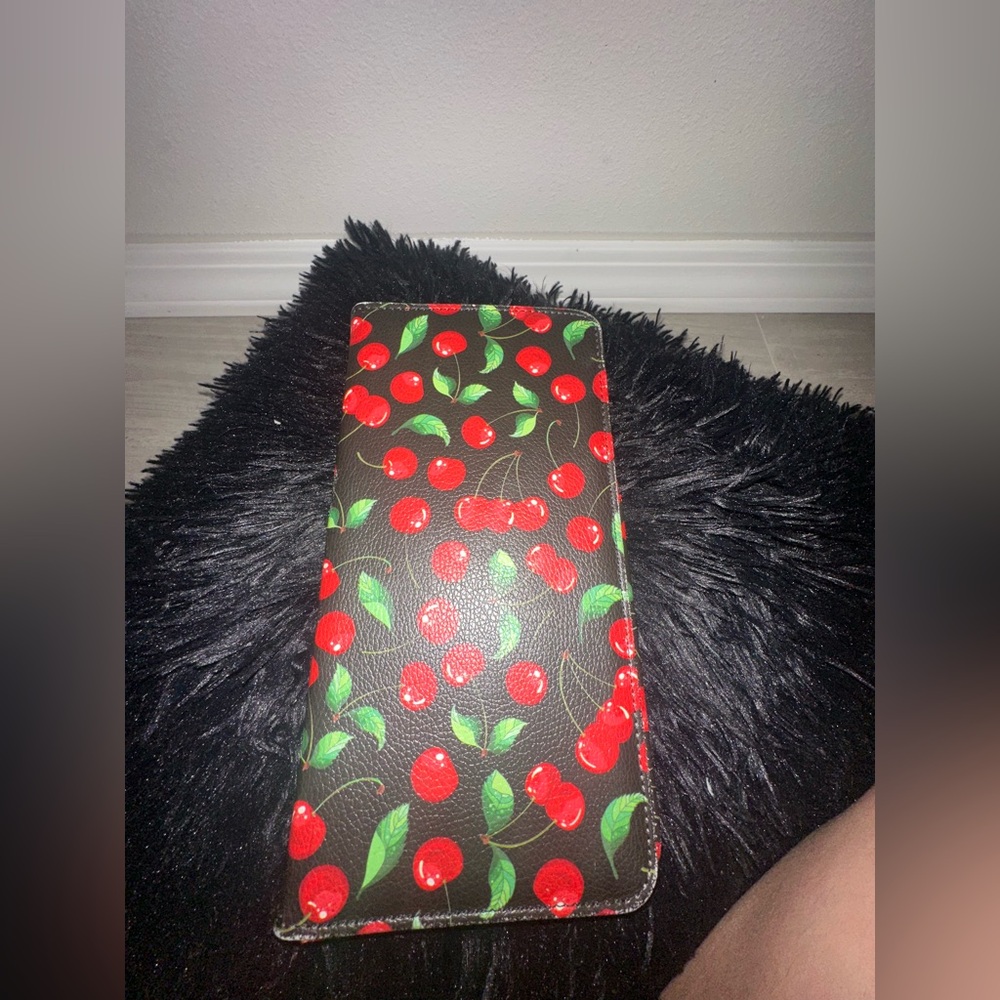 Cherry waitressing pad for notebook pad